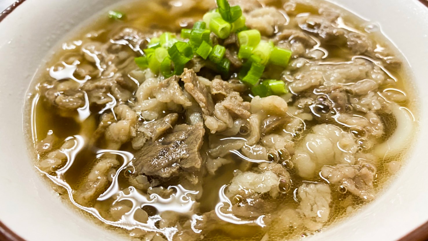 肉吸いうどん（半玉）